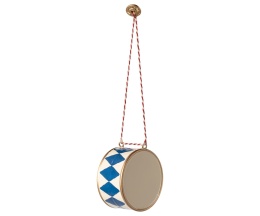 Duży, metalowy bębenek